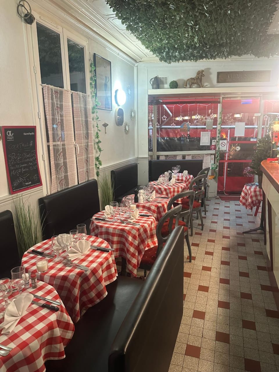 Restaurant/places to eat