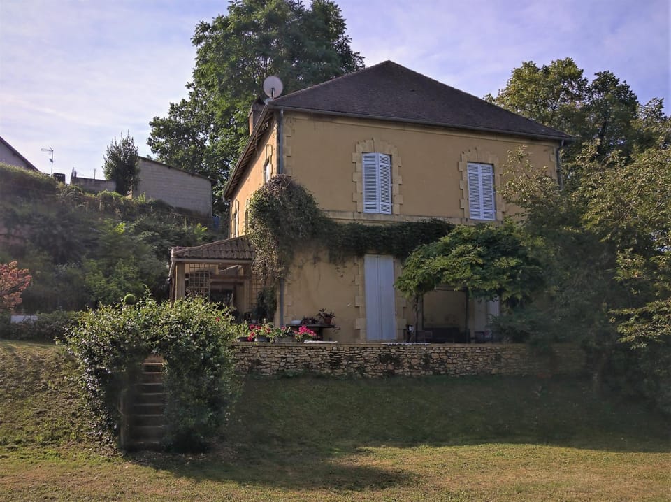 Property building, Garden, Garden