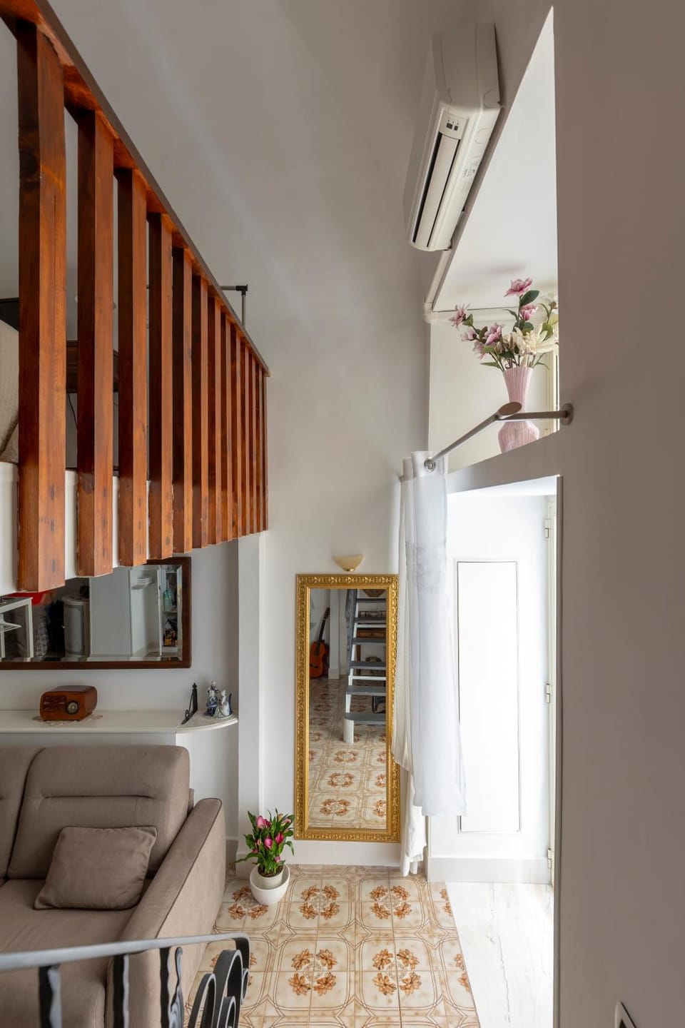 Niloufar residence Napoli House in Naples