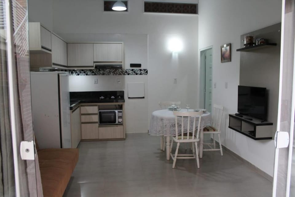 TV and multimedia, Kitchen or kitchenette, Living room, Dining area