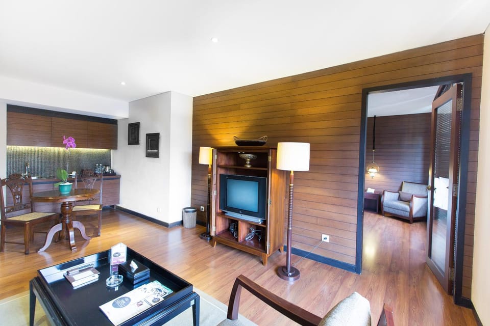 Gumilang Regency Hotel Hotel in Parongpong