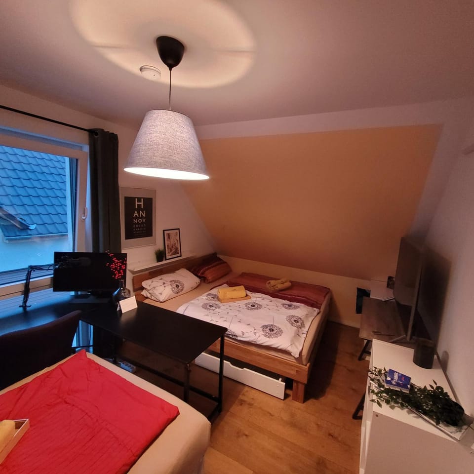Photo of the whole room, Bedroom