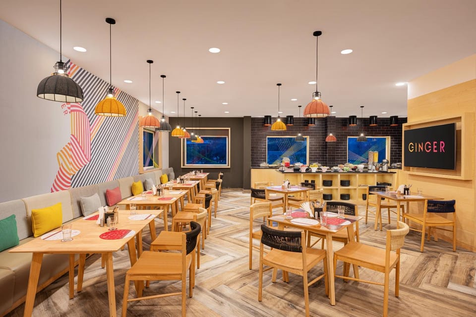 Restaurant/places to eat, Food and drinks, Food