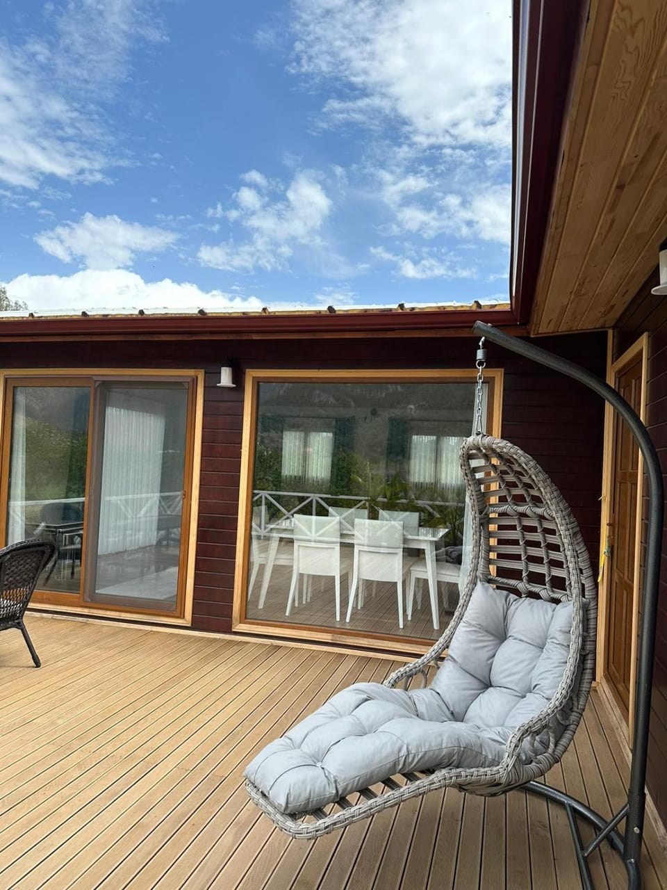 Patio, Day, Balcony/Terrace