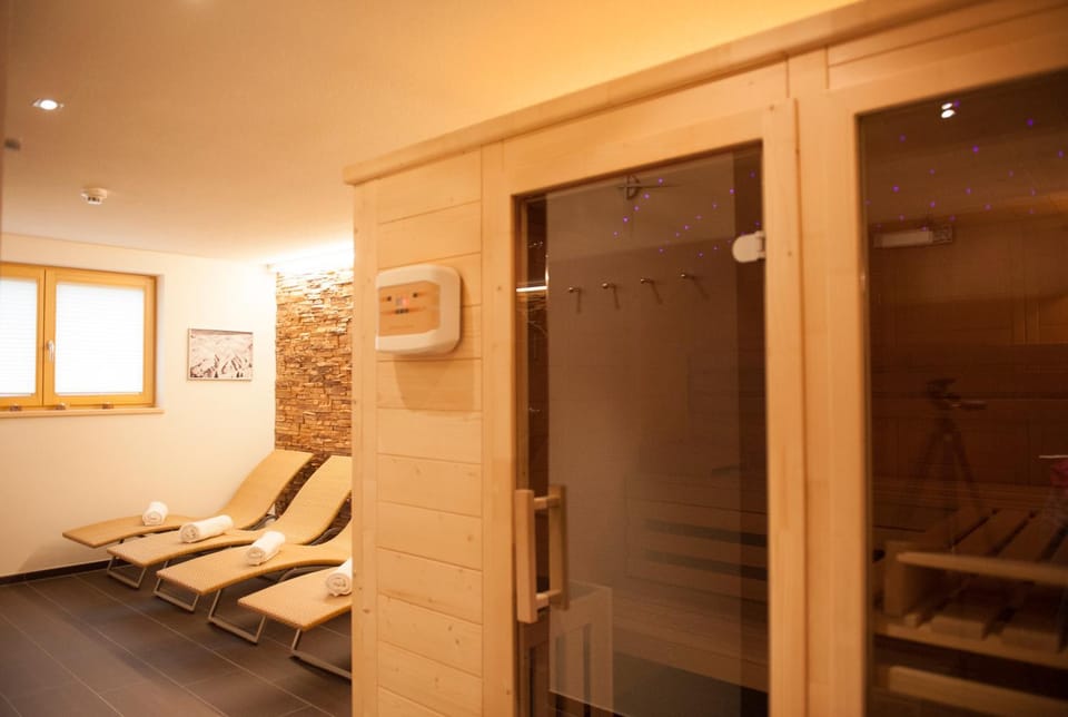 Sauna, Spa and wellness centre/facilities