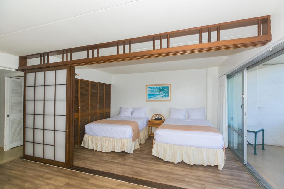 Ilikai Tower 1421 House in Honolulu