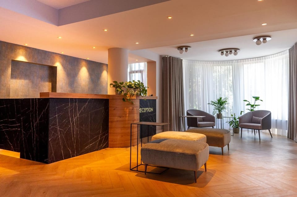 Lobby or reception, Seating area