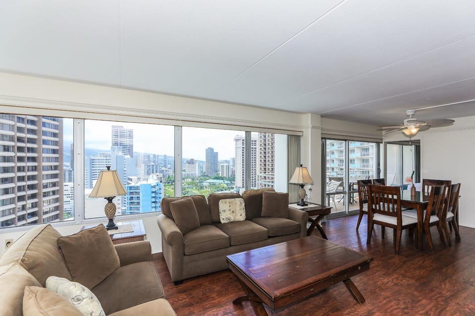 Ilikai Tower 2109 House in Honolulu