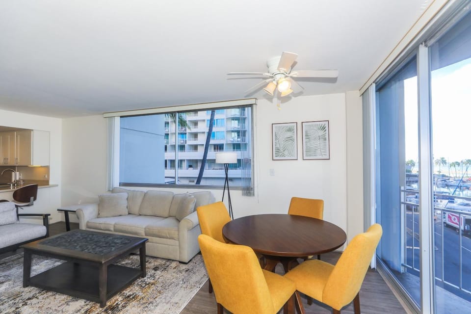 Ilikai Marina 480 House in Honolulu