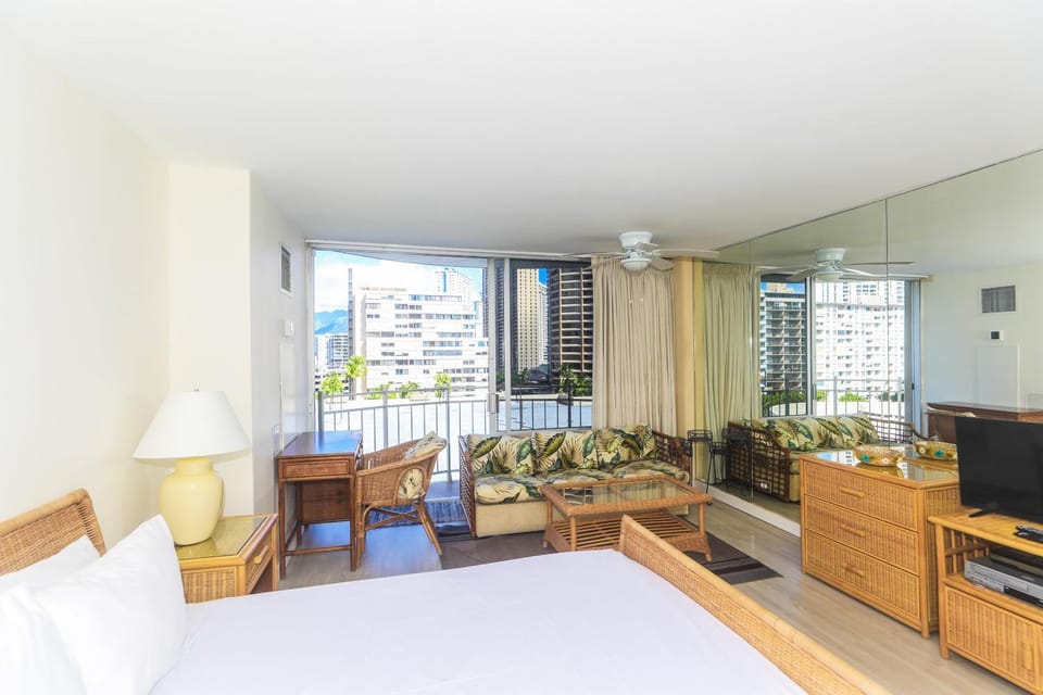Ilikai Marina 1091 House in Honolulu