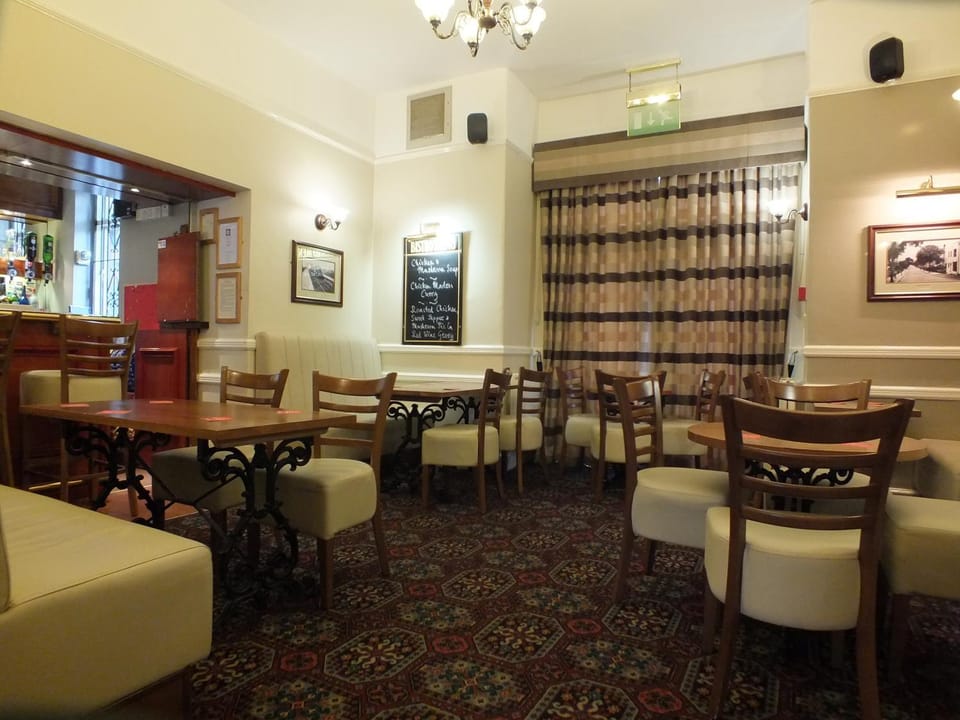 Lounge or bar