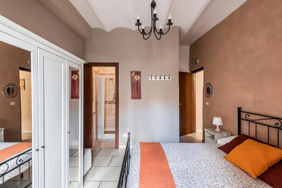 Shower, Bed, Bathroom, Photo of the whole room