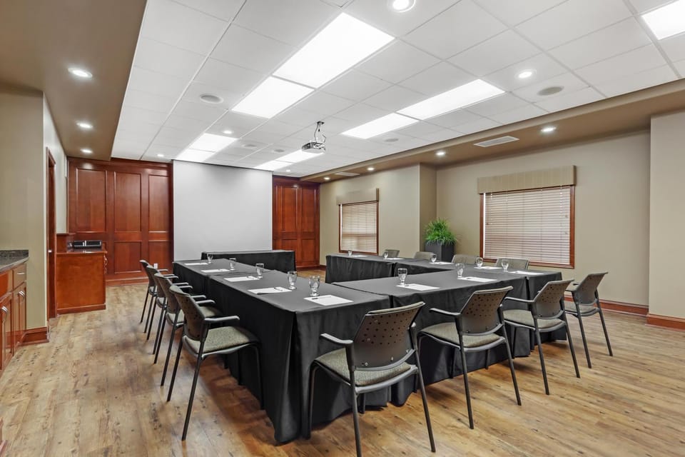 Meeting/conference room
