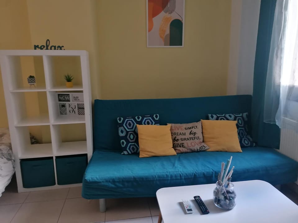 Central Modern Studio Apartment in Thessaloniki