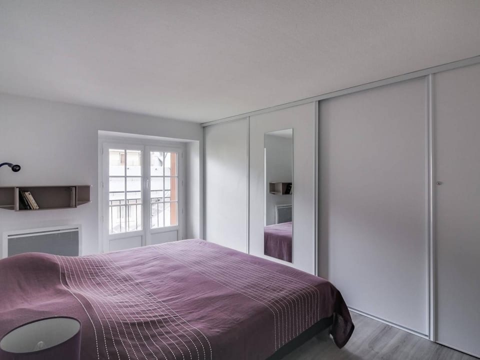 Duplex T3 pour 6 personnes avec balcon - Centre de Cauterets, à 300m des pistes - FR-1-401-49 Apartment in Cauterets