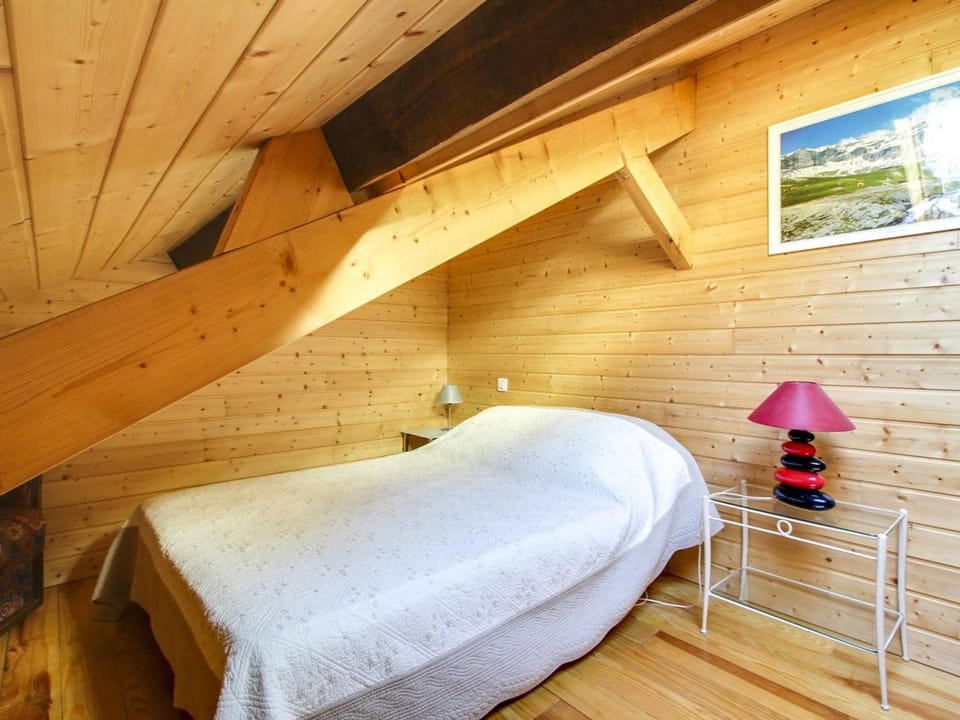Duplex cosy 4 pers au centre de Cauterets, proche télécabine, skis et commerces - FR-1-401-27 Cabin in Cauterets