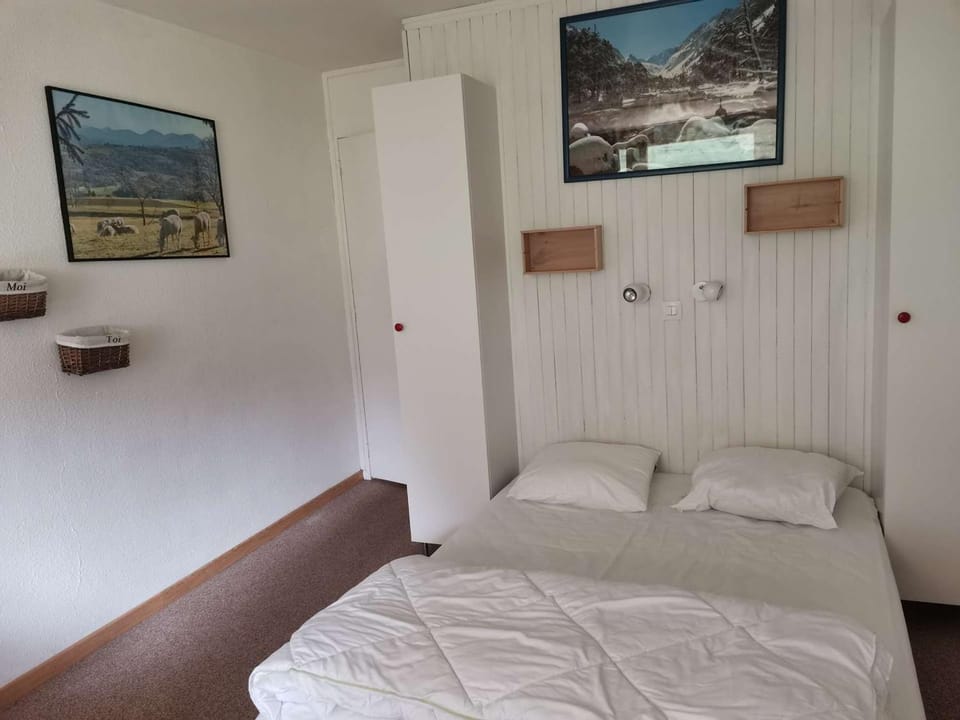 Studio 4 pers, pied des pistes, sud, La Mongie - FR-1-404-92 Apartment in Aragon