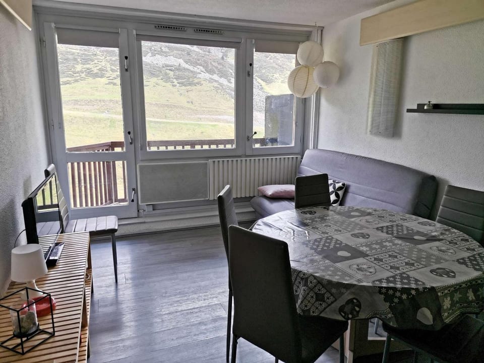 Appartement 6 pers - 1 ch - Balcon sud - Pied des pistes - La Mongie - FR-1-404-24 Apartment in Aragon