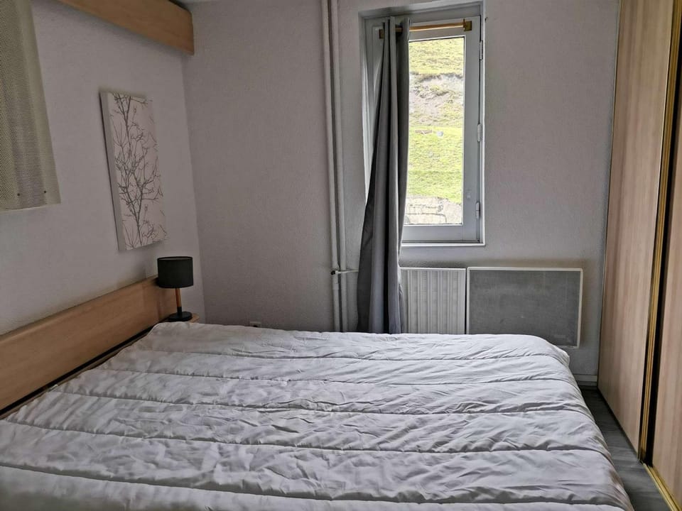 Appartement 6 pers - 1 ch - Balcon sud - Pied des pistes - La Mongie - FR-1-404-24 Apartment in Aragon