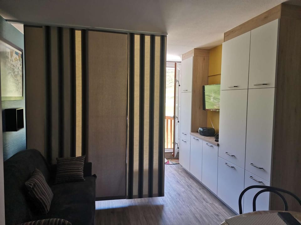 Charmant studio 4 pers, balcon sud face pistes, cuisine équipée, skis aux pieds - La Mongie - FR-1-404-7 Apartment in Aragon