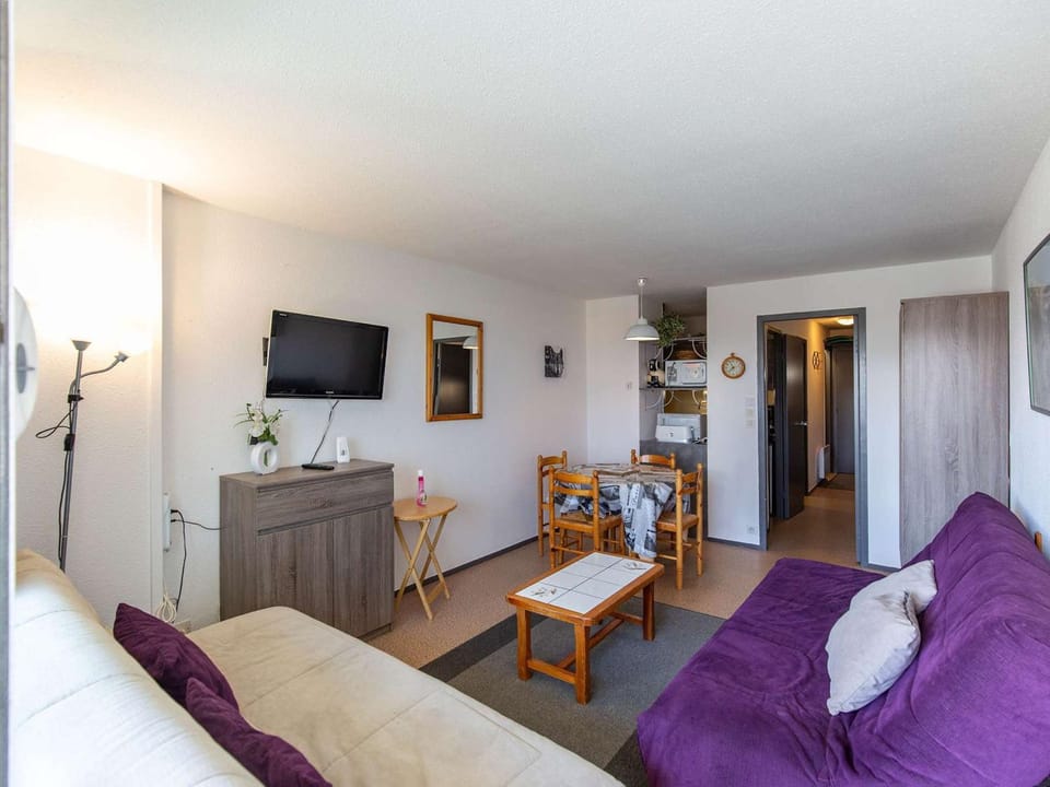 Studio cabine cosy 5 pers, près des pistes, parking inclus - FR-1-404-16 Cabin in Aragon