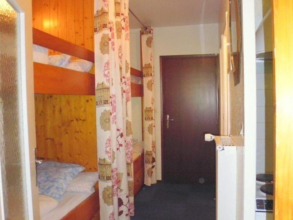 Studio 4 pers avec balcon proche des pistes - FR-1-400-2 Apartment in Nouvelle-Aquitaine
