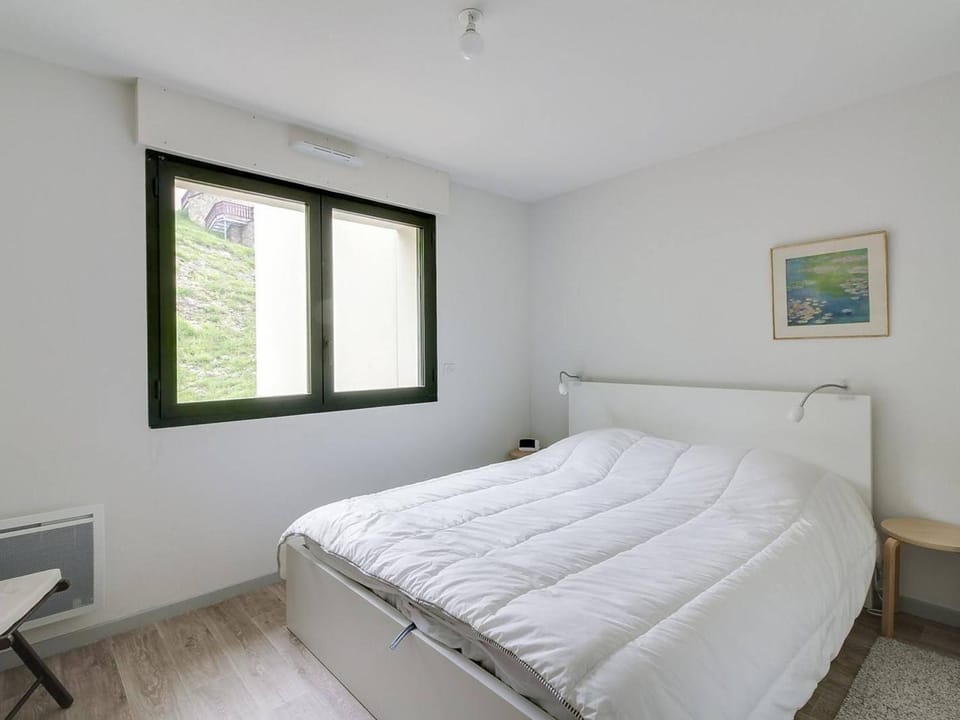 Appartement pour 8, 2 chambres, centre station, 3ème étage, sécurisé, casier à ski - FR-1-404-74 Apartment in Occitanie