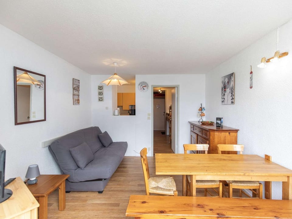 Studio 5 pers. proche pistes, balcon, casier à skis, non-fumeur - FR-1-404-81 Apartment in Aragon