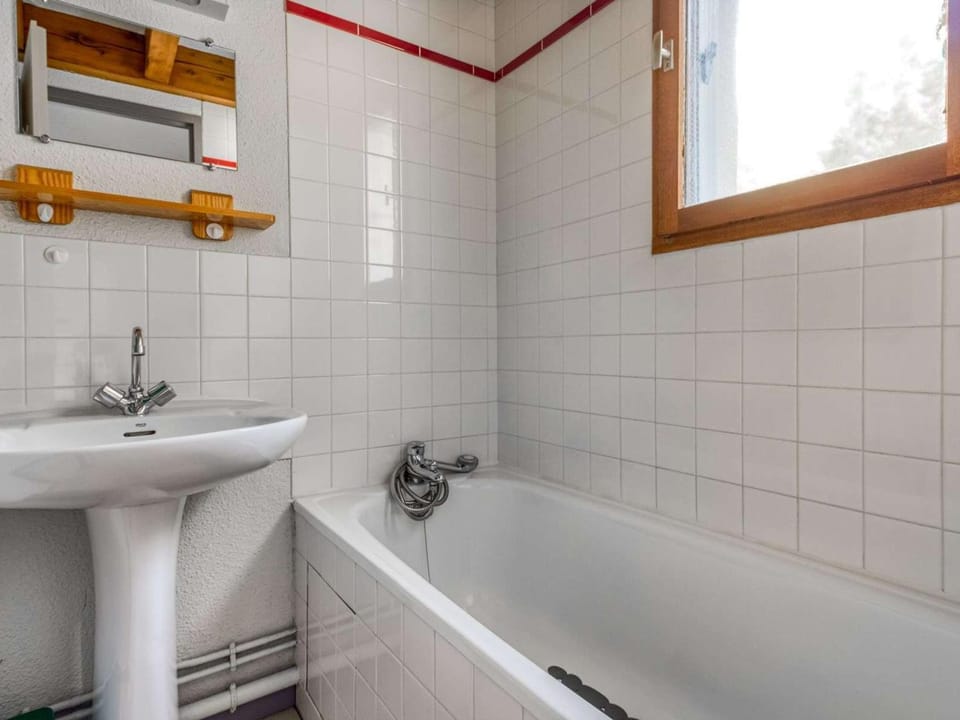 Duplex T3 à Barèges avec parking privatif - FR-1-403-15 Apartment in Aragon