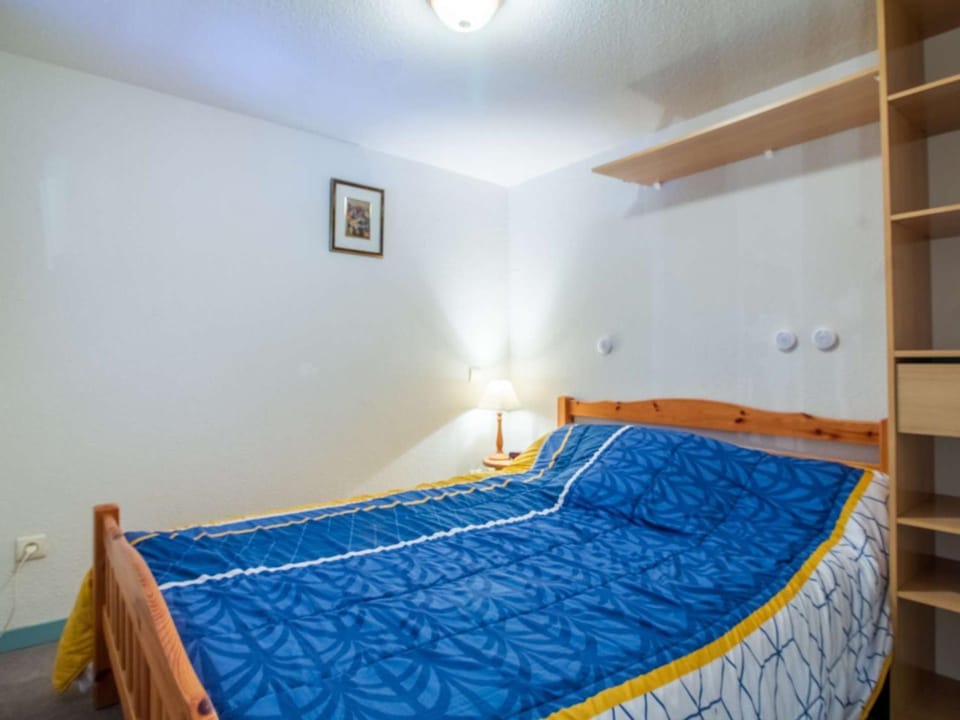 Appartement cosy 4 pers avec parking, terrasse, local à skis - FR-1-403-21 Apartment in Aragon