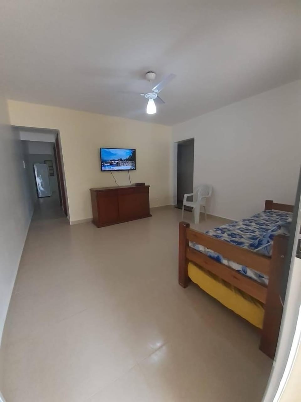 Casa a 80m da Praia das Toninhas House in State of São Paulo