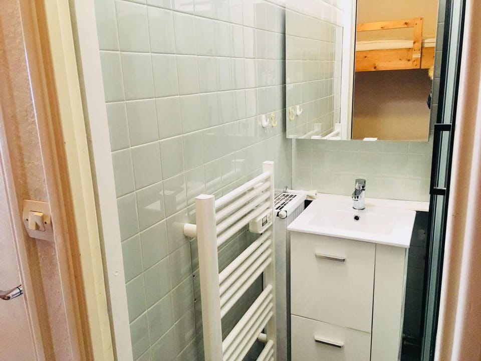 Studio à Gourette - 4 pers., balcon, 150m des pistes - FR-1-400-53 Apartment in Nouvelle-Aquitaine