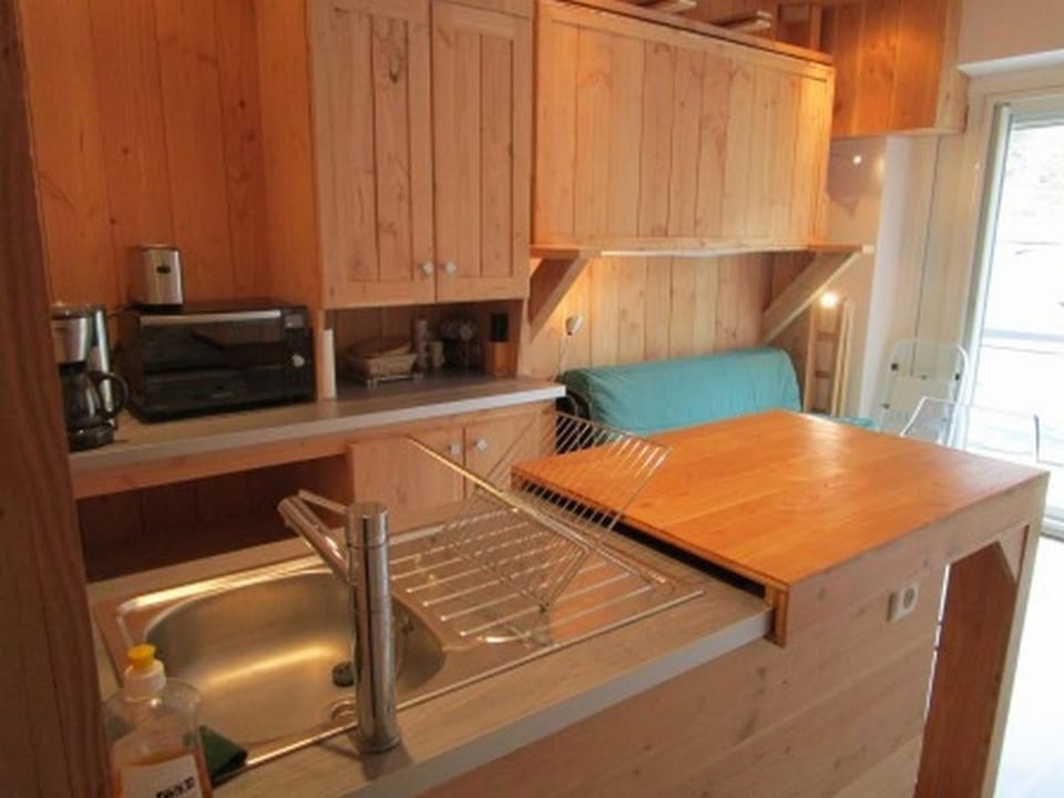 Studette cosy 2 pers centre station La Mongie - FR-1-404-120 Apartment in Occitanie