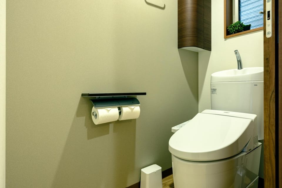 Home n Lounge Apartment in Shinjuku