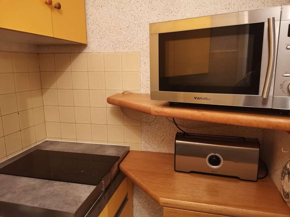 Studio cabine 5 pers, balcon, La Mongie, proche pistes - FR-1-404-147 Cabin in Occitanie