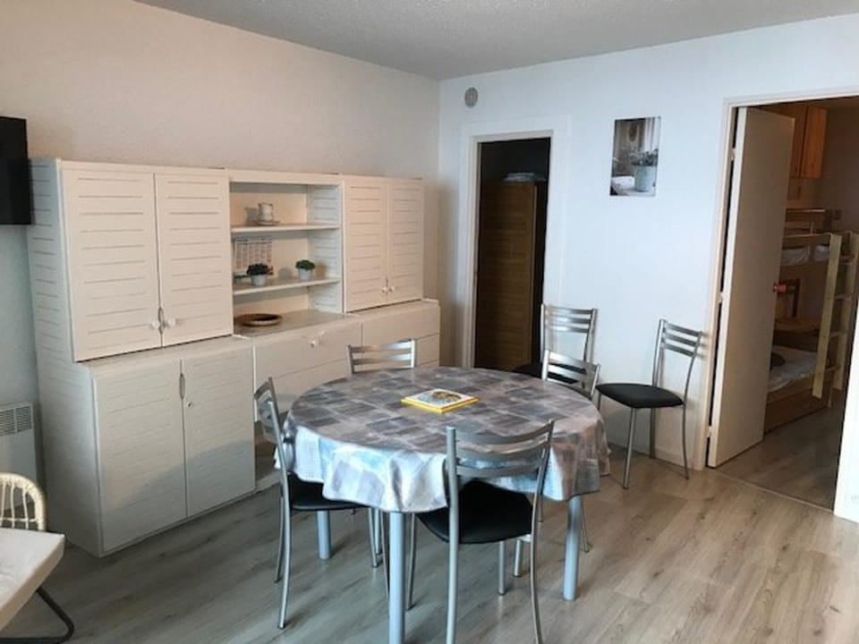 Appartement 6 pers., 1 ch. avec balcon. 100m des pistes! - FR-1-404-122 Apartment in Aragon