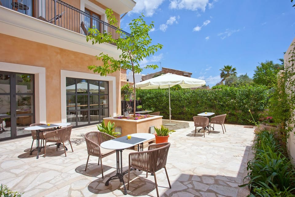 Patio, BBQ facilities, Garden, Balcony/Terrace, Banquet/Function facilities