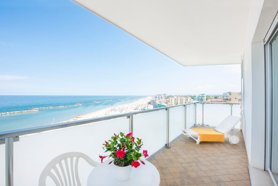 View (from property/room), Balcony/Terrace, Balcony/Terrace, Beach, Sea view, Sea view