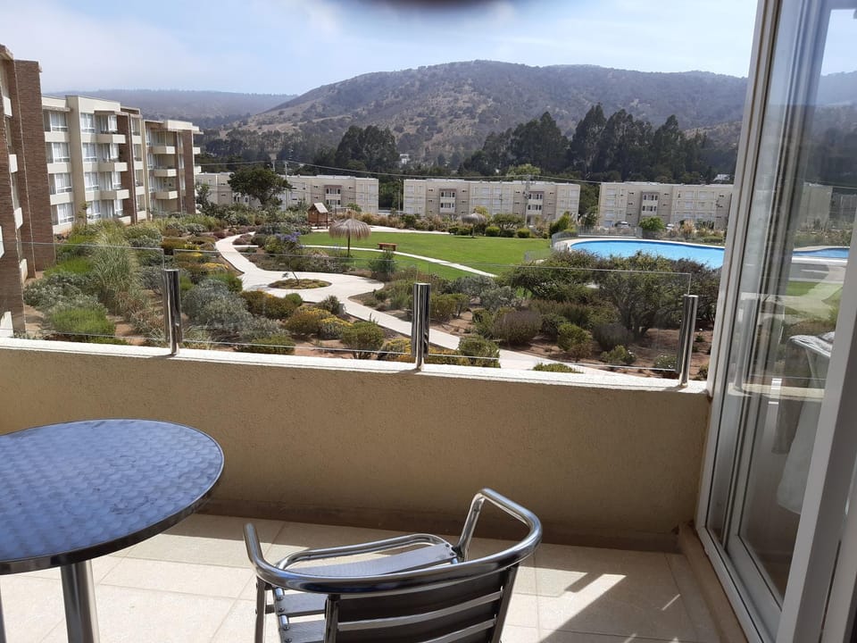 Balcony/Terrace, Pool view