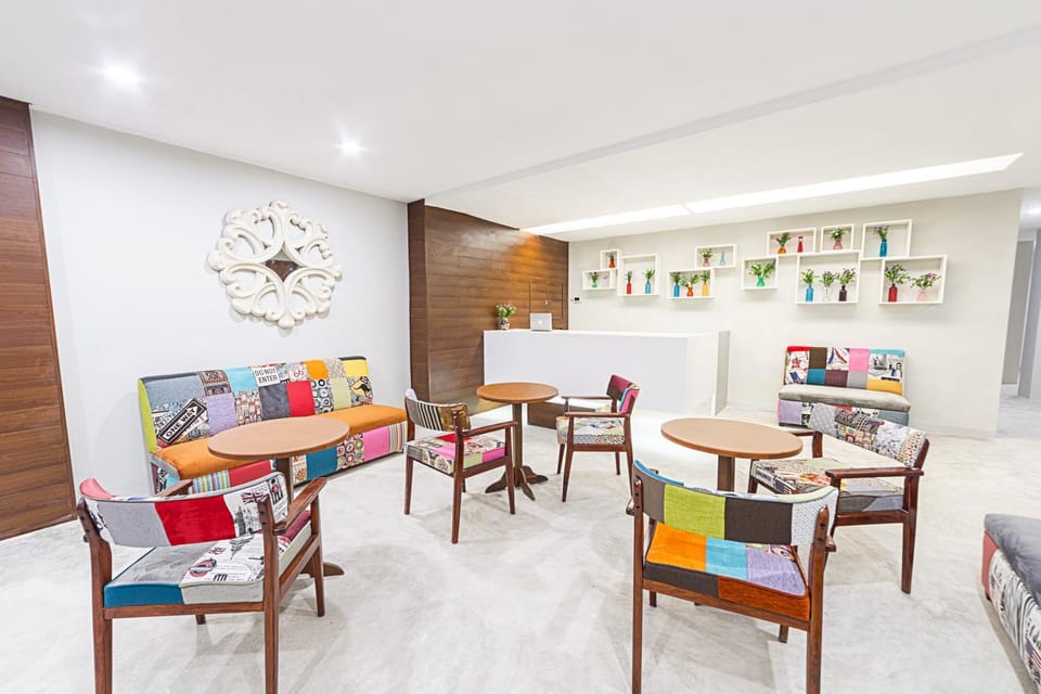 Living room, Lobby or reception