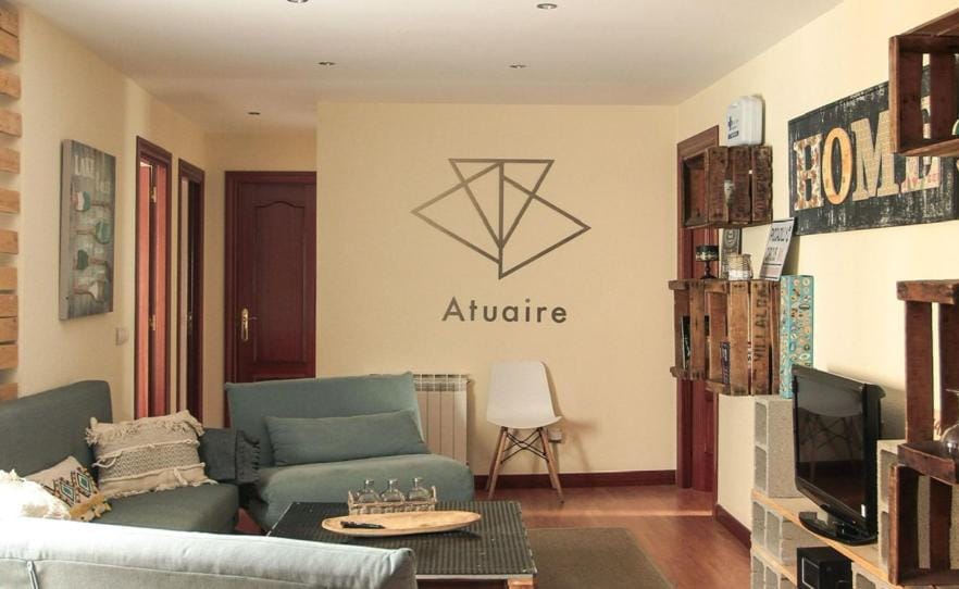 Communal lounge/ TV room, Living room, Lounge or bar
