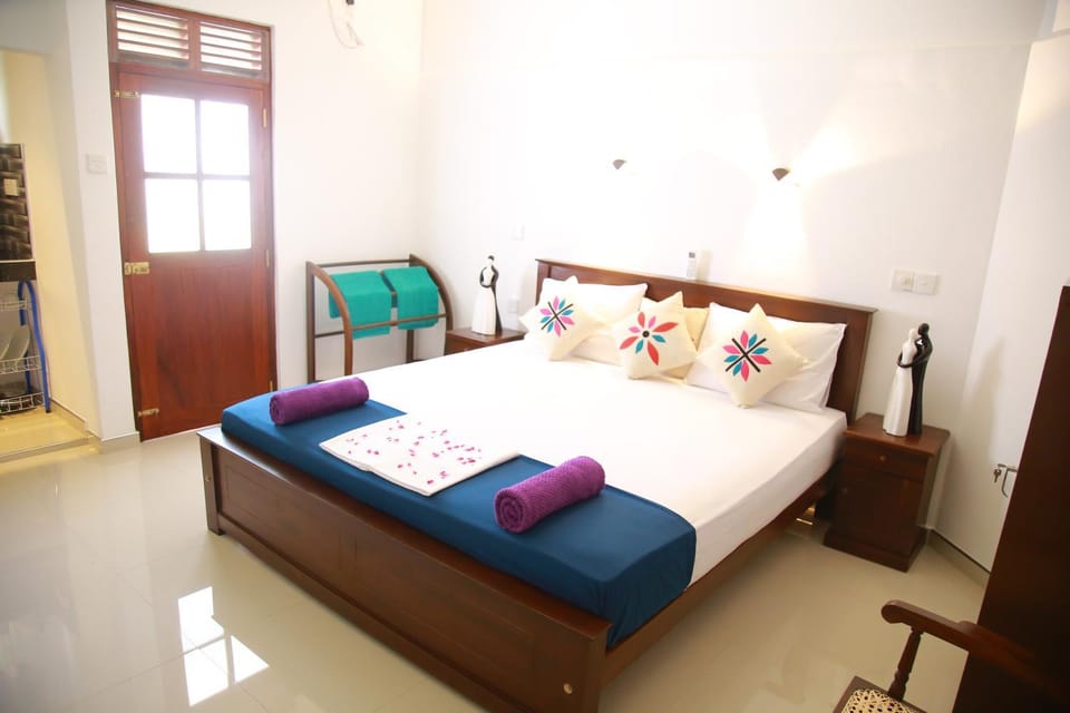 Property building, View (from property/room), View (from property/room), Other, Other, Photo of the whole room, Decorative detail, Decorative detail, Bedroom, On site, Seasons, Time of day
