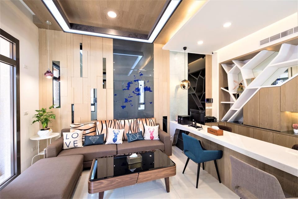 Living room, Seating area