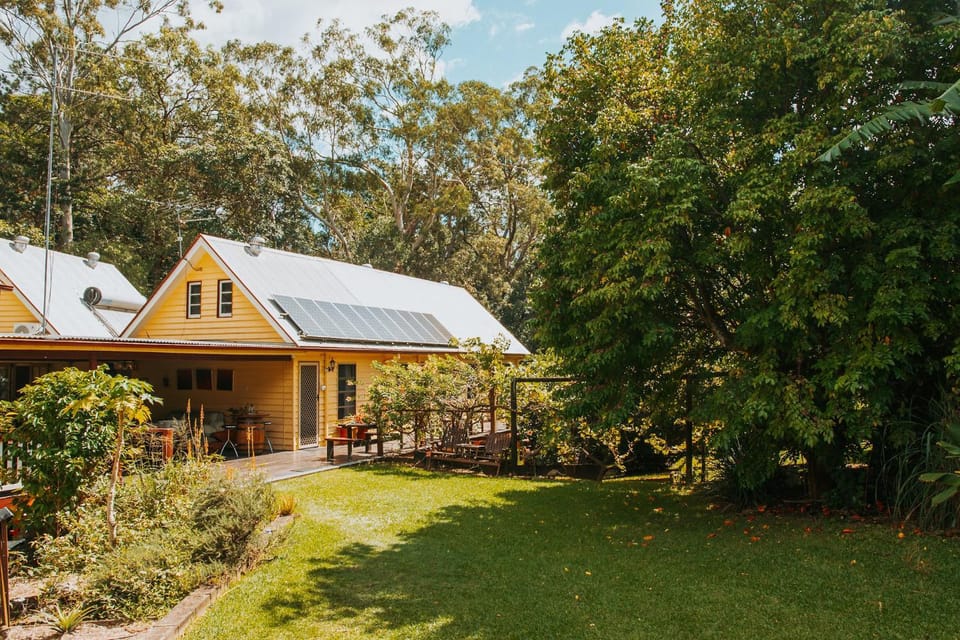 Property building, Garden, Garden view