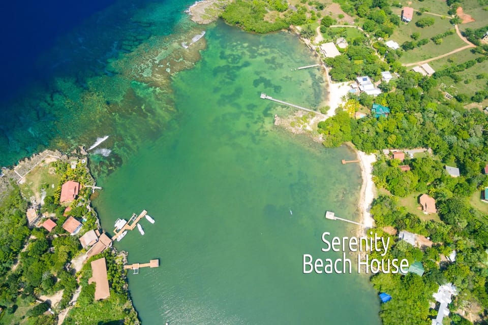 Serenity Beach Home House in West End