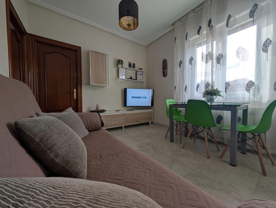 TV and multimedia, Seating area