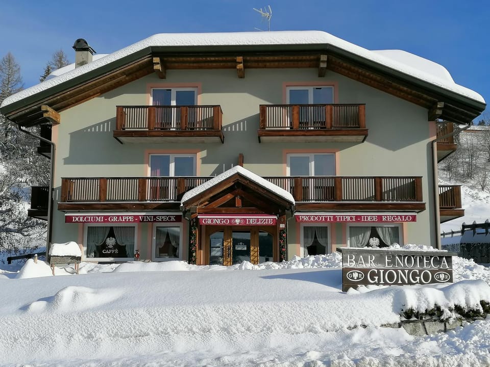 Giongo Residence - Appartamenti Apartment hotel in Trentino-South Tyrol