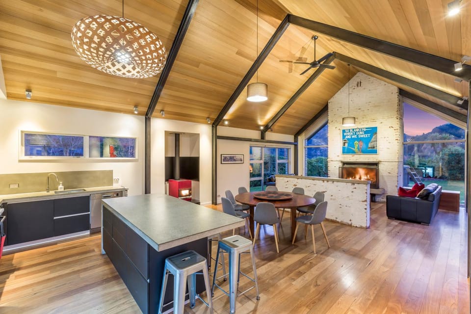 Gucci House House in Queenstown