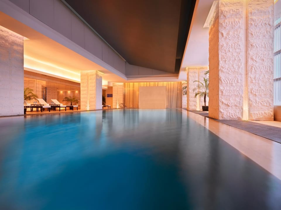 Swimming pool, Swimming pool