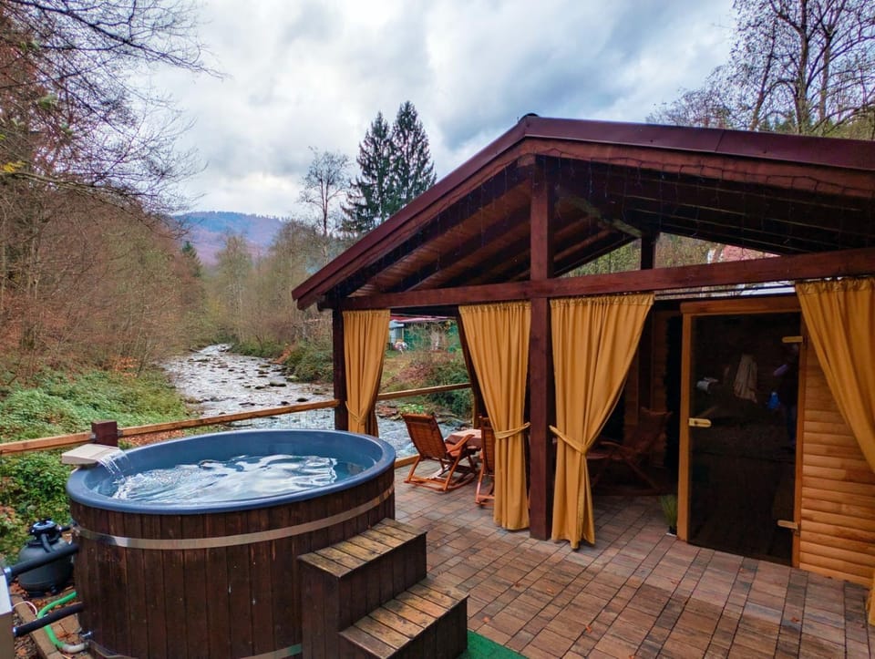 Cabana Rustic Balea House in Romania